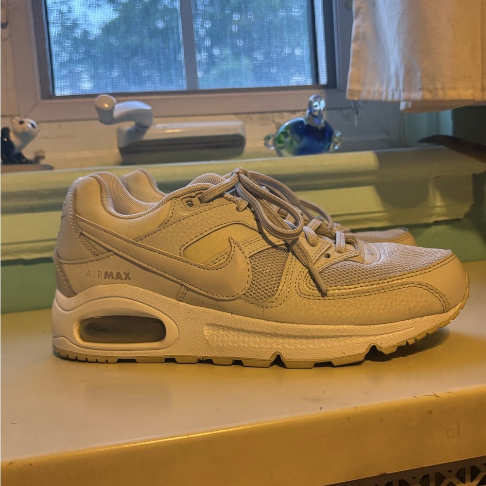 Gray Nike air max